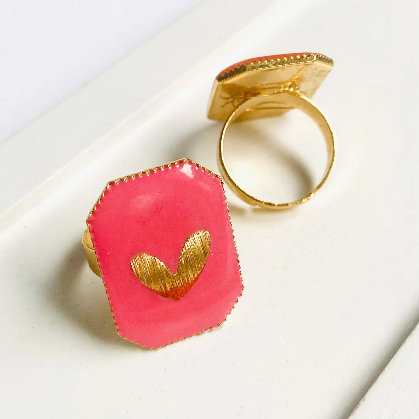 Anillo Rectangular Corazón • Baño de Oro 3