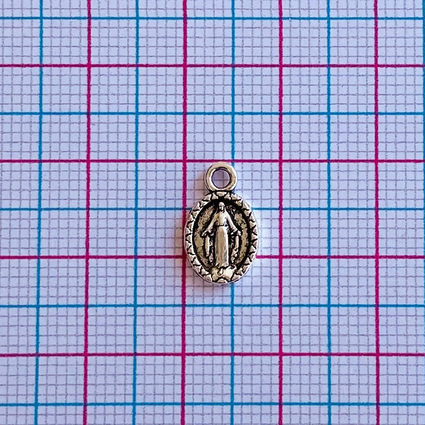 Medalla Mini Virgen MIlagrosa • Zamak • 8x13 mm 2