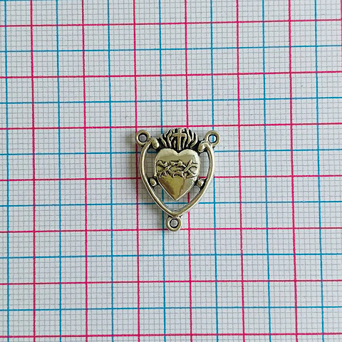 Crucero Sagrado Corazón de Jesús • Zamak • 21x17 mm