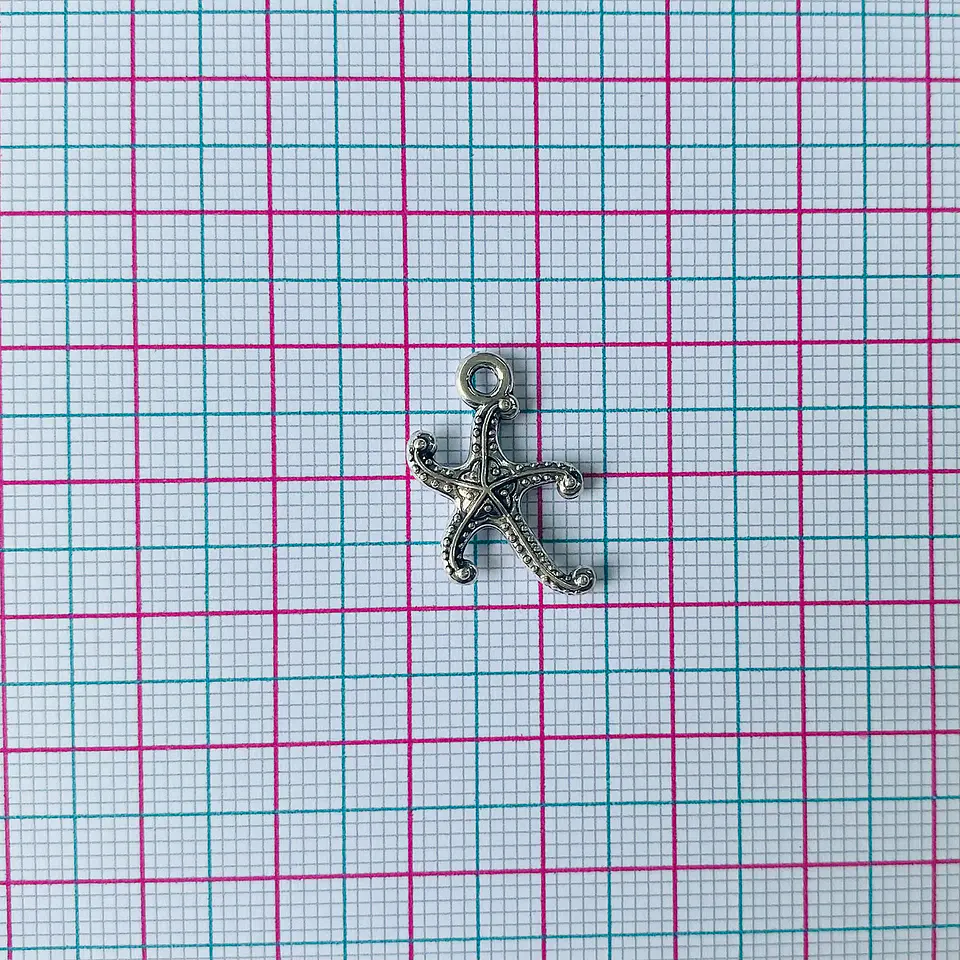 Dije Estrella de Mar • Zamak • 14x20 mm 2