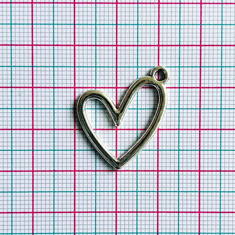 Dije Corazón Silueta • Zamak • 25x23 mm 2