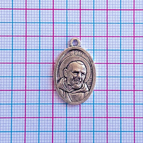 Medalla Padre San Pio • Zamak • 15x25 mm