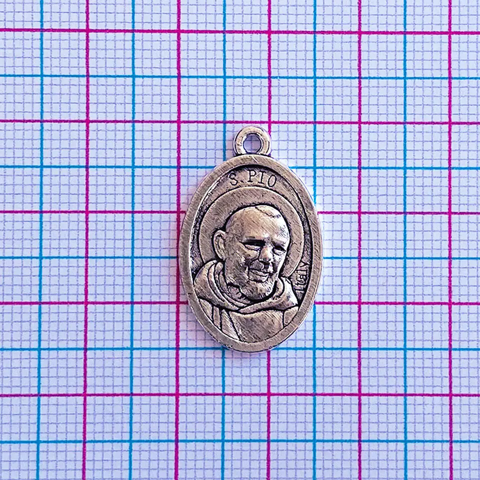 Medalla Padre San Pio • Zamak • 15x25 mm 2