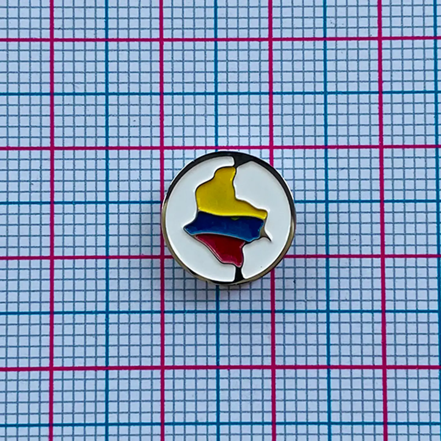 Pasante Mapa de Colombia Plateado • Acero • 12x12 mm 2