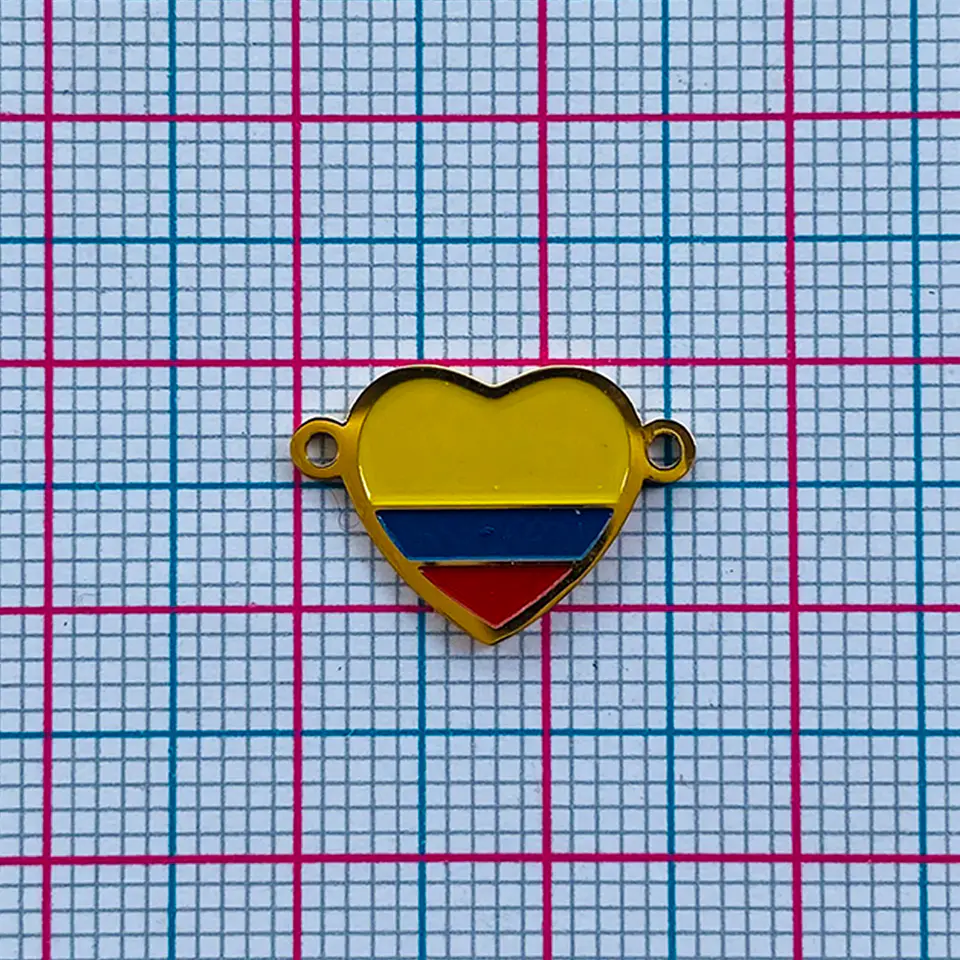 Dije de Dos Argollas Corazón Bandera de Colombia • Acero • 16x12 mm 2