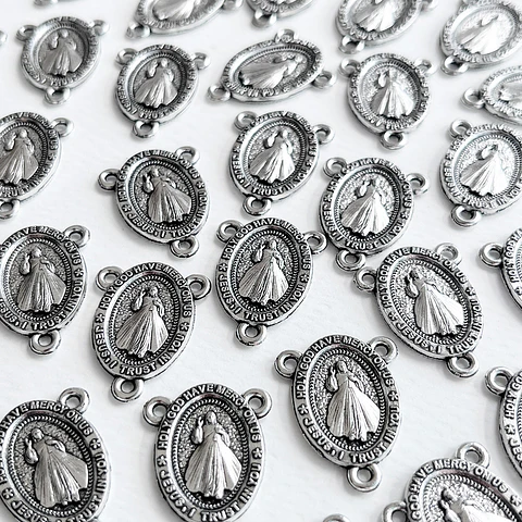 Centro de Rosario Señor de la Misericordia • Zamak • 18x24 mm