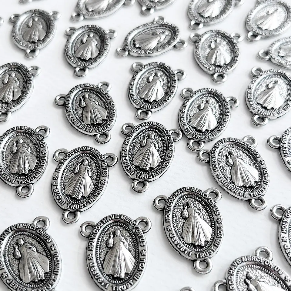 Centro de Rosario Señor de la Misericordia • Zamak • 18x24 mm 1