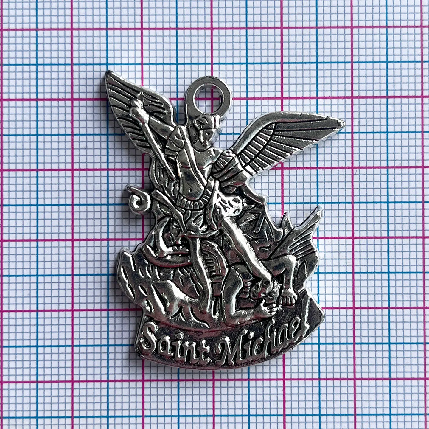 Medalla San Miguel Arcángel • Zamak • 35x45 mm 2
