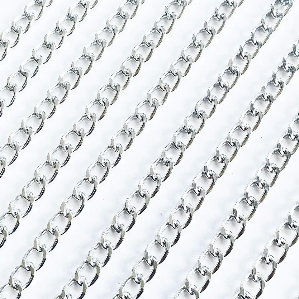 Cadena Eslabón Barbado Curb • Aluminio • 6x9 mm 3