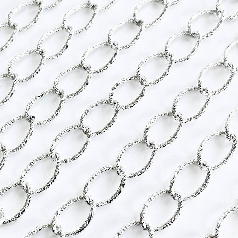 Cadena Eslabón Ovalado Texturizado • Aluminio • 15x20 mm 1