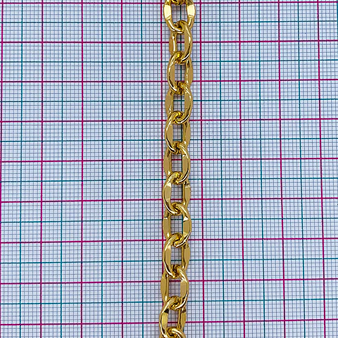 Cadena Eslabón Barbado Ovalado Diamantado • Aluminio • 7x10 mm