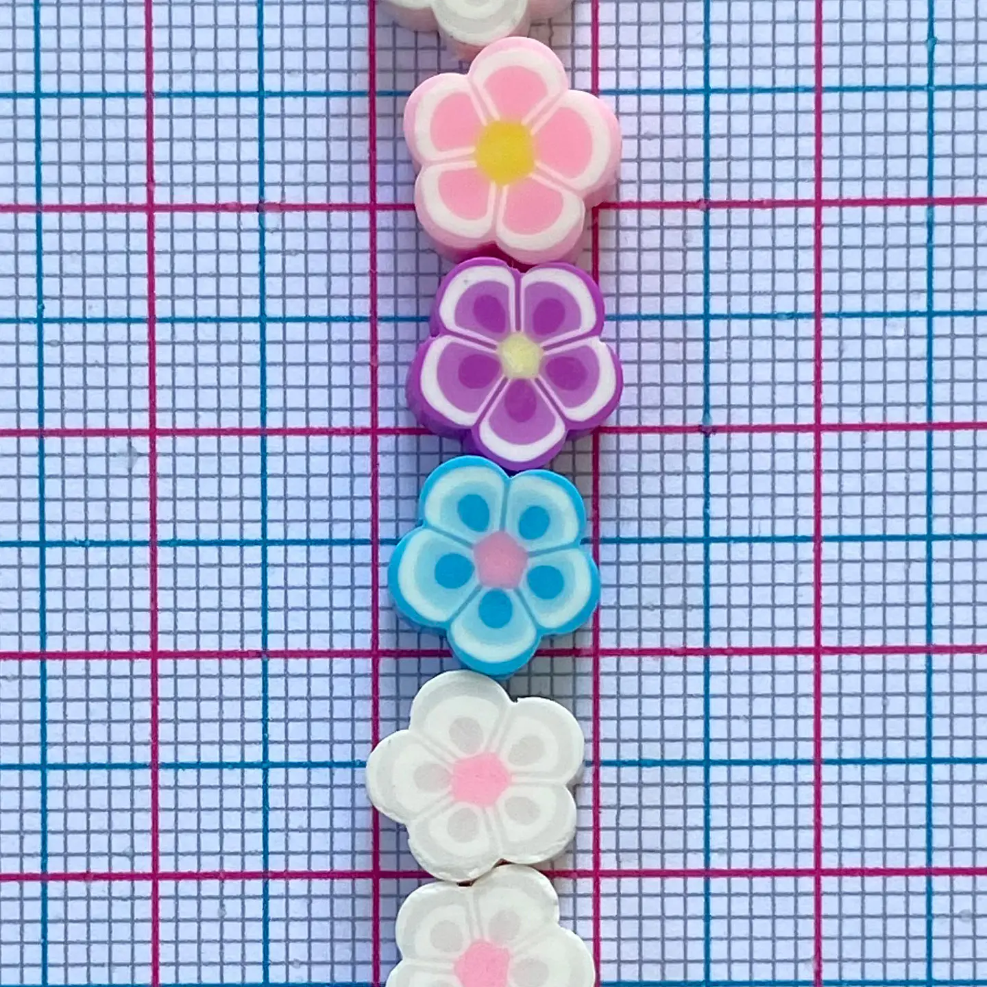 Pasante Flor Tonos Pasteles • Fimo • 10x10 mm 2
