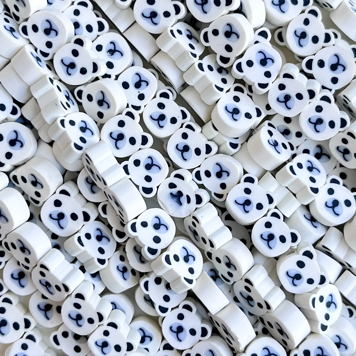 Pasante Cabeza Oso Panda Blanco • Fimo • 10x10 mm 1