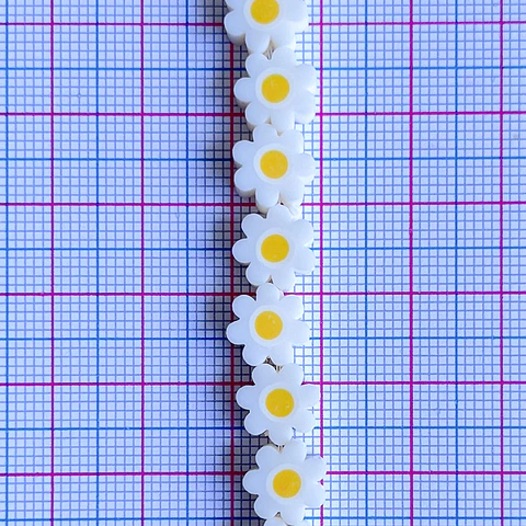 Pasante Margarita Blanca • Fimo • 10x10 mm