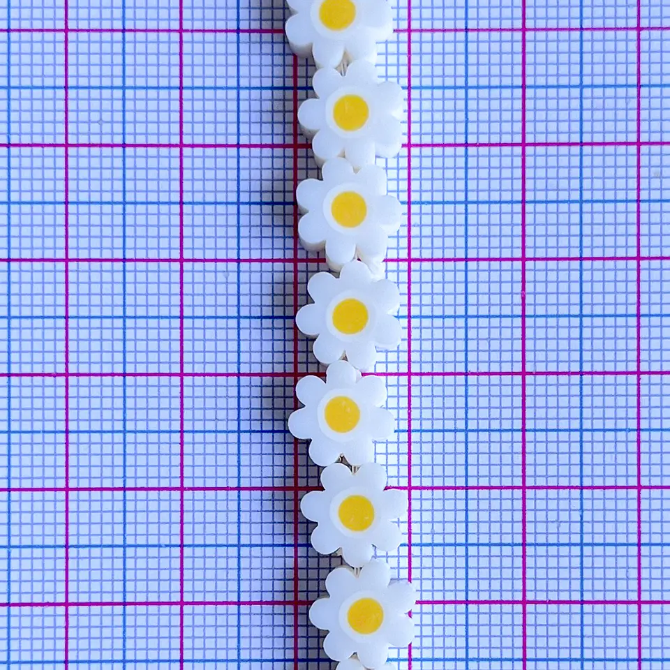 Pasante Margarita Blanca • Fimo • 10x10 mm 2
