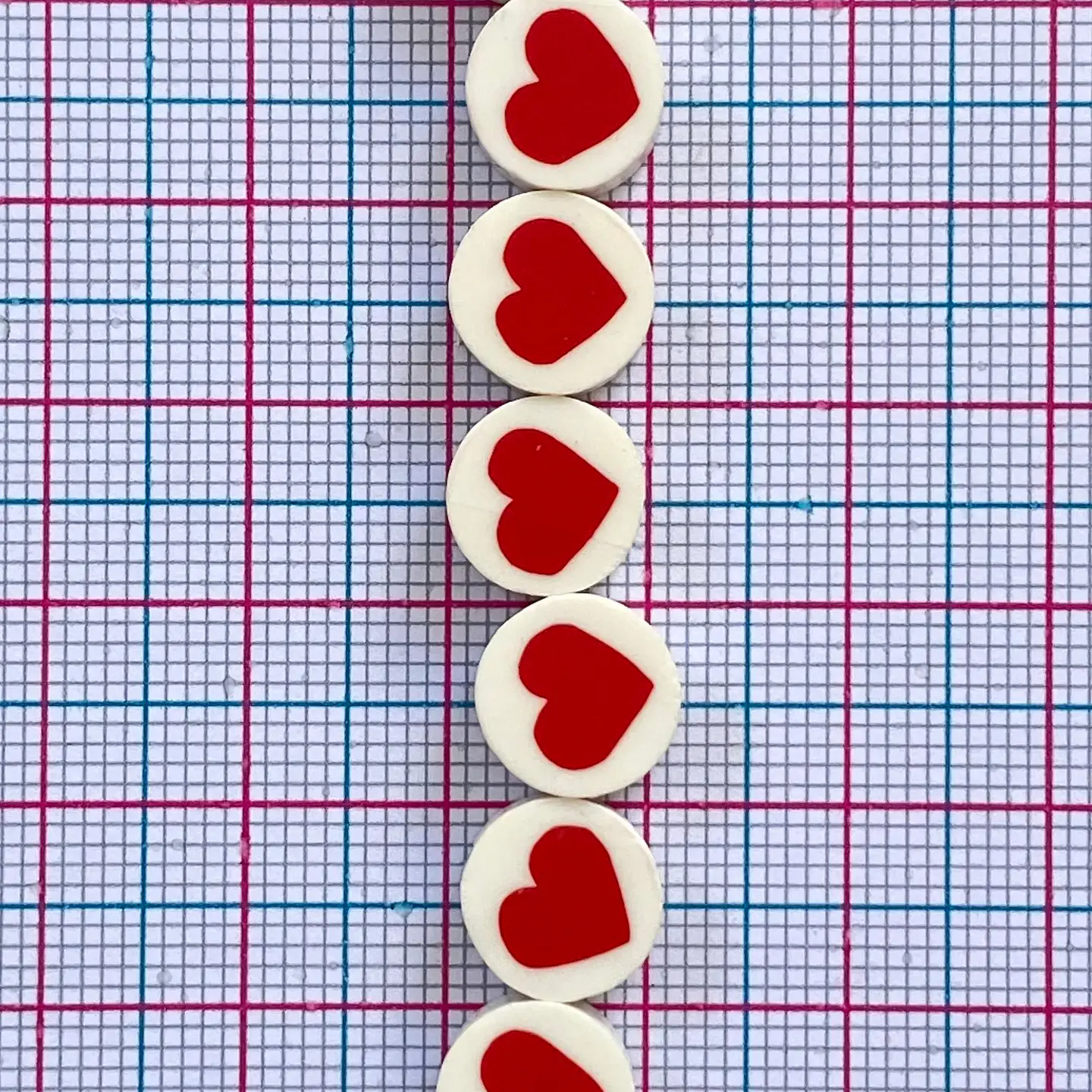 Pasante Disco Corazón Rojo • Fimo • 10x10 mm 2