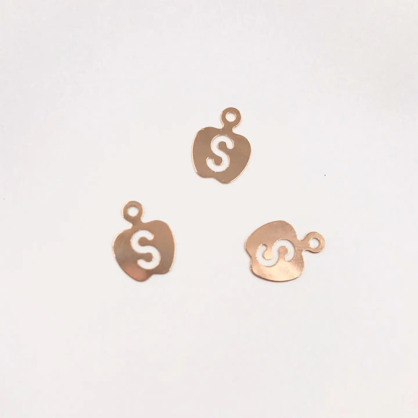 DIJE MANZANA PESOS T1328OR 1