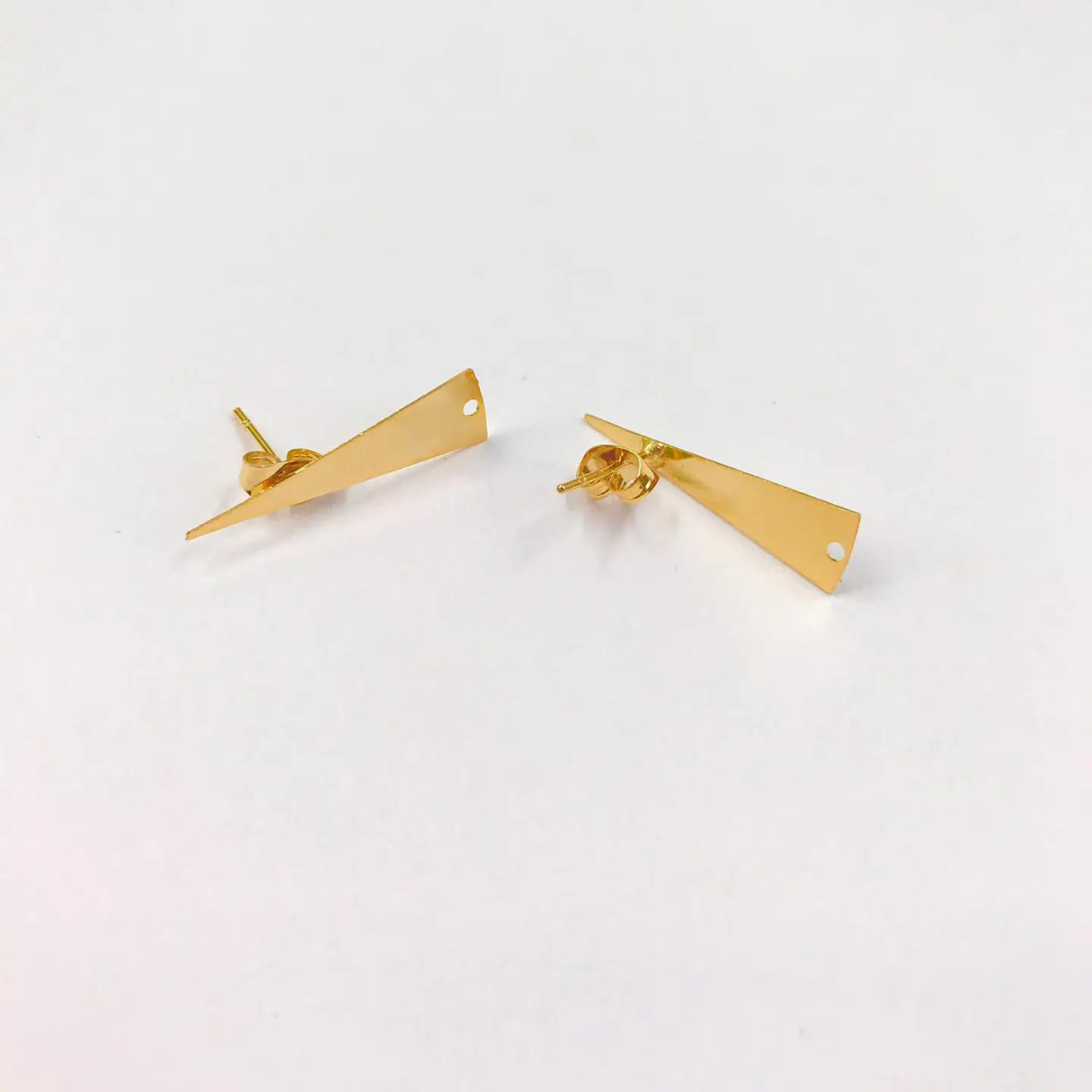 TOPO TRIÁNGULO BAÑO DE ORO T5431                                  1