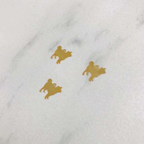 CABALLO LISO MINI DIJE BAÑO DE ORO C2736 