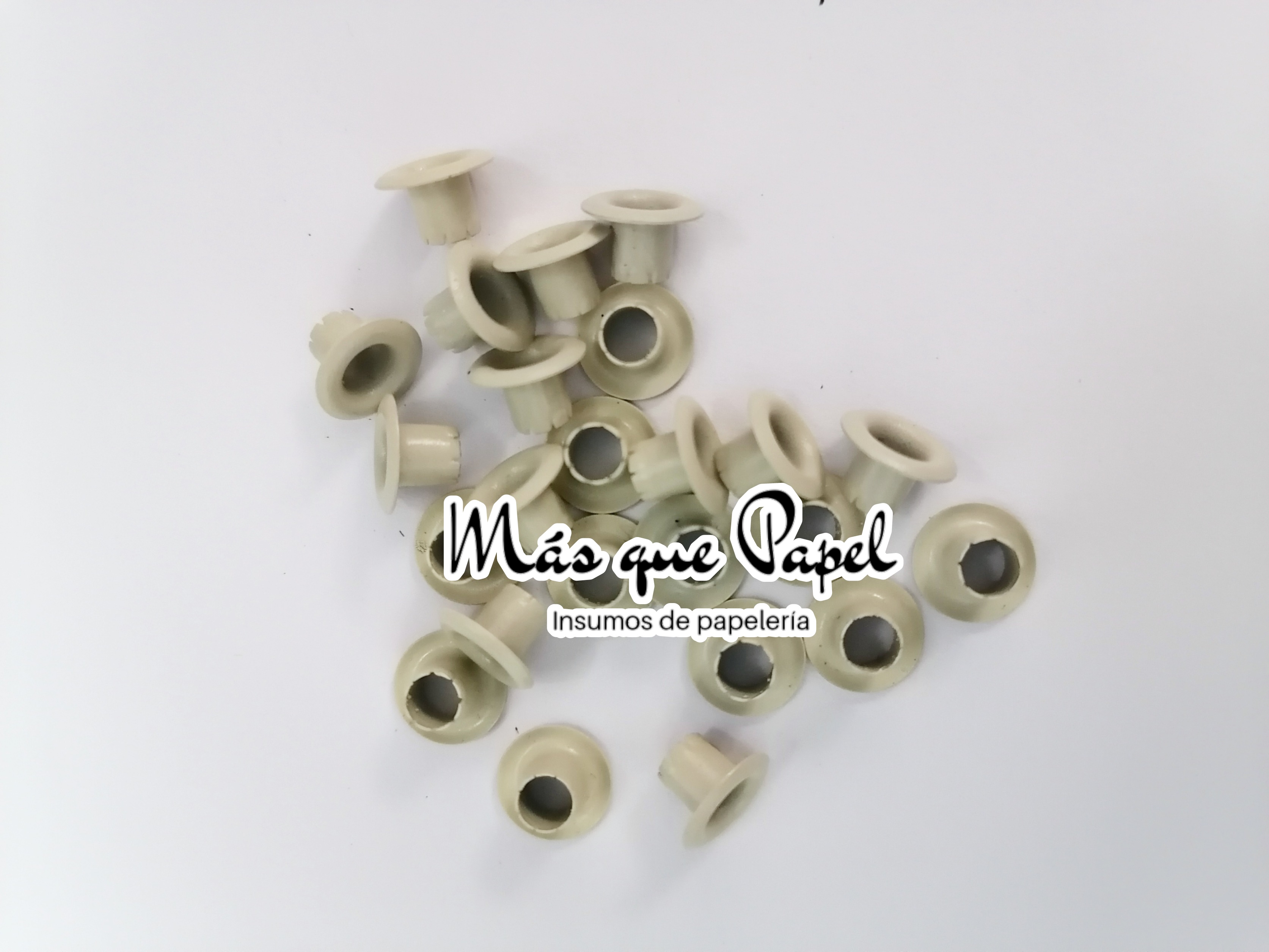 Ojetillos 4 mm 7