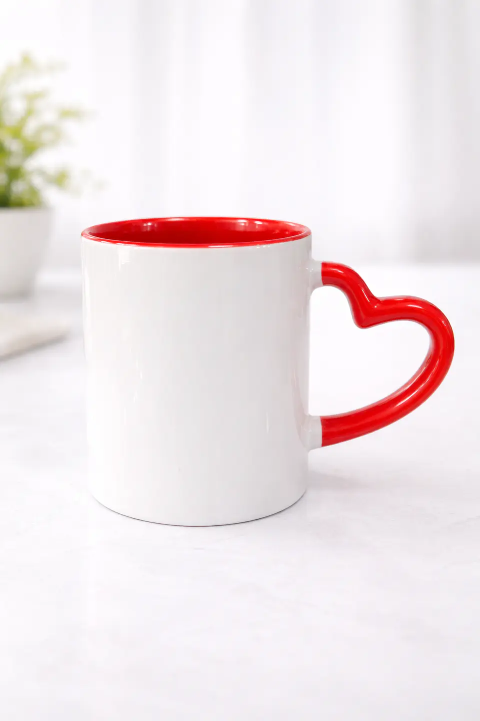 Tazón 11 oz Asa de corazón e interior de color 4