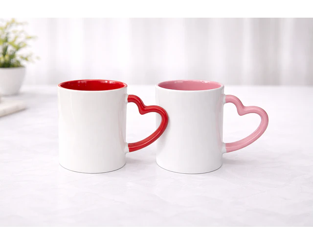 Tazón 11 oz Asa de corazón e interior de color