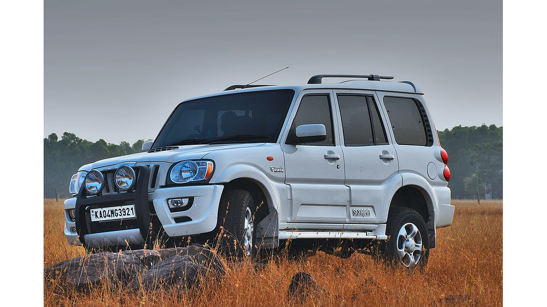 Manual De Usuario Mahindra Scorpio (2007-2016) Español 1