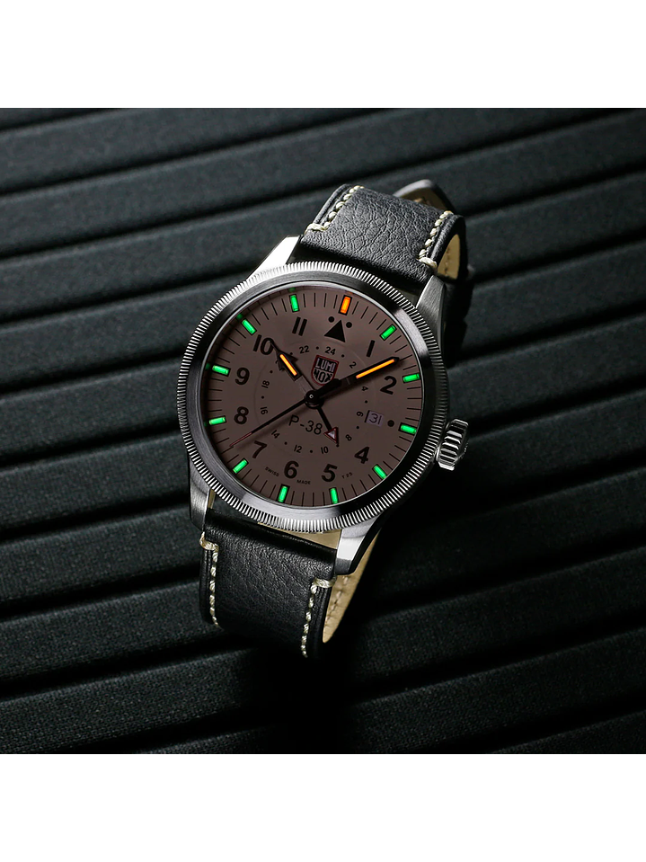 Reloj Luminox P-38 Lightning XA.9527 8