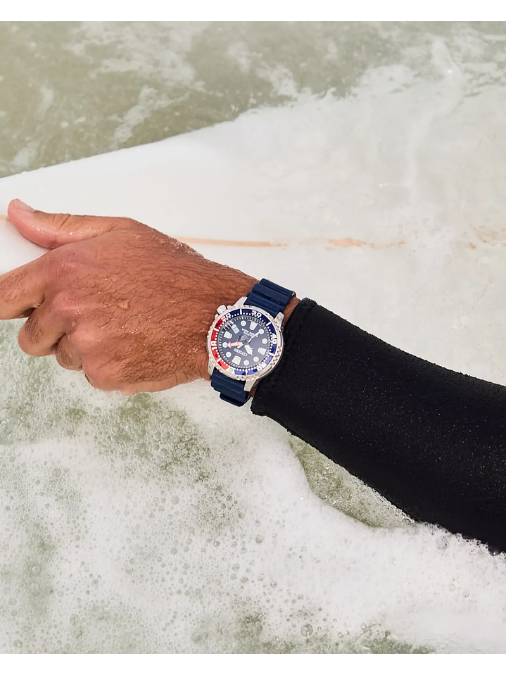 Reloj Citizen Promaster Diver “Pepsi” BN0168-06L 4