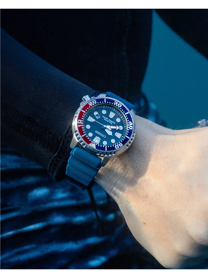 Reloj Citizen Promaster Diver “Pepsi” BN0168-06L 5