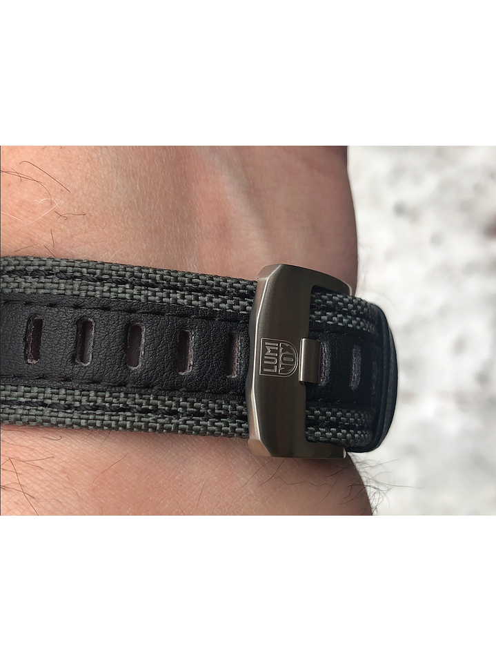 Reloj Luminox Bear Grylls Survival Air GMT XB.3761 8