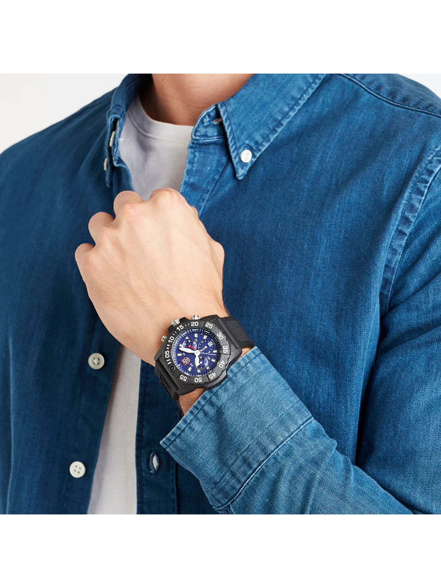 Reloj Luminox Navy Seal 45mm XS.3583 7