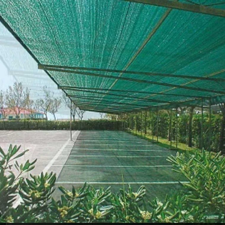 Rollo Malla raschel 80% 2.10x5 mts con ojetillos 11