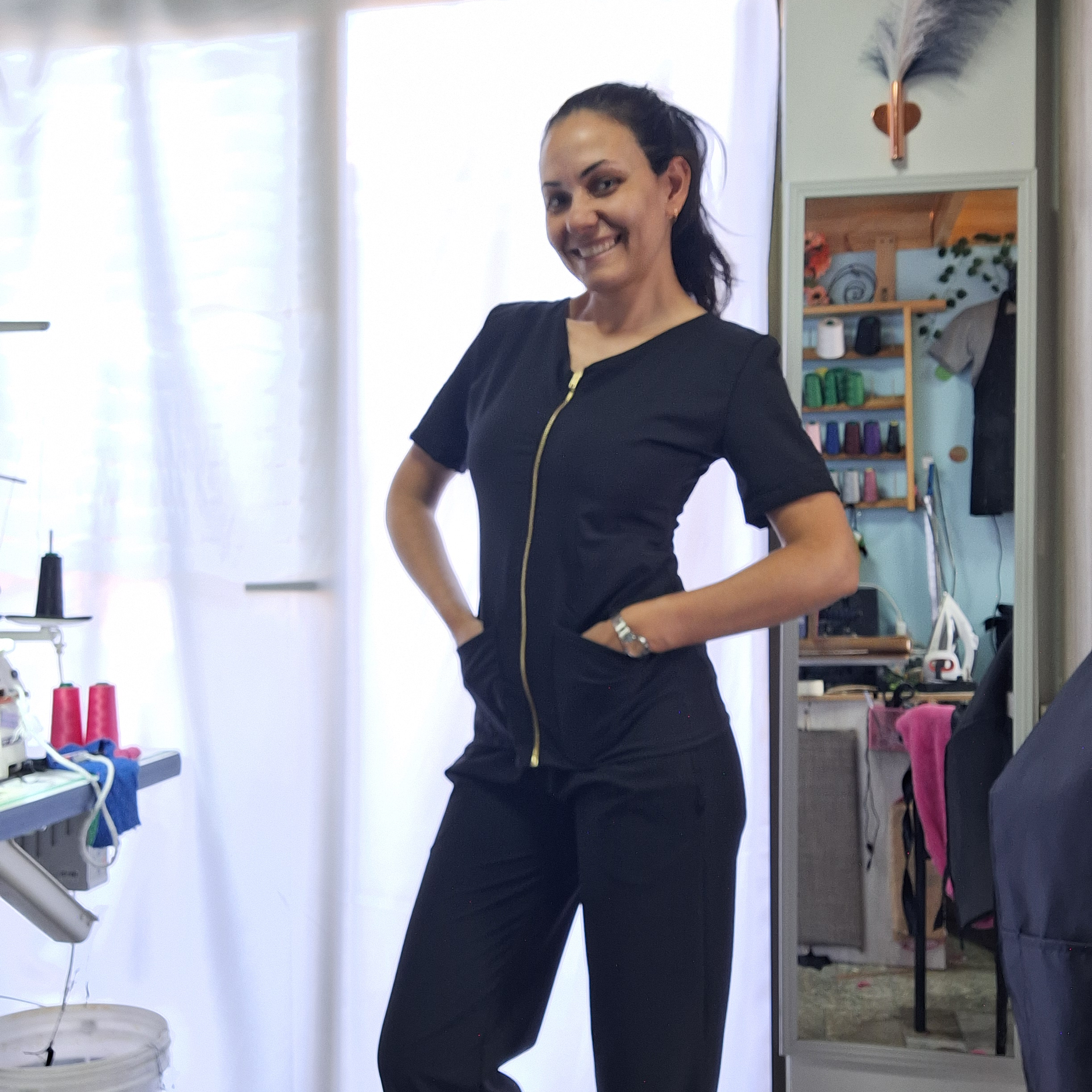 Uniforme antifluido negro 3