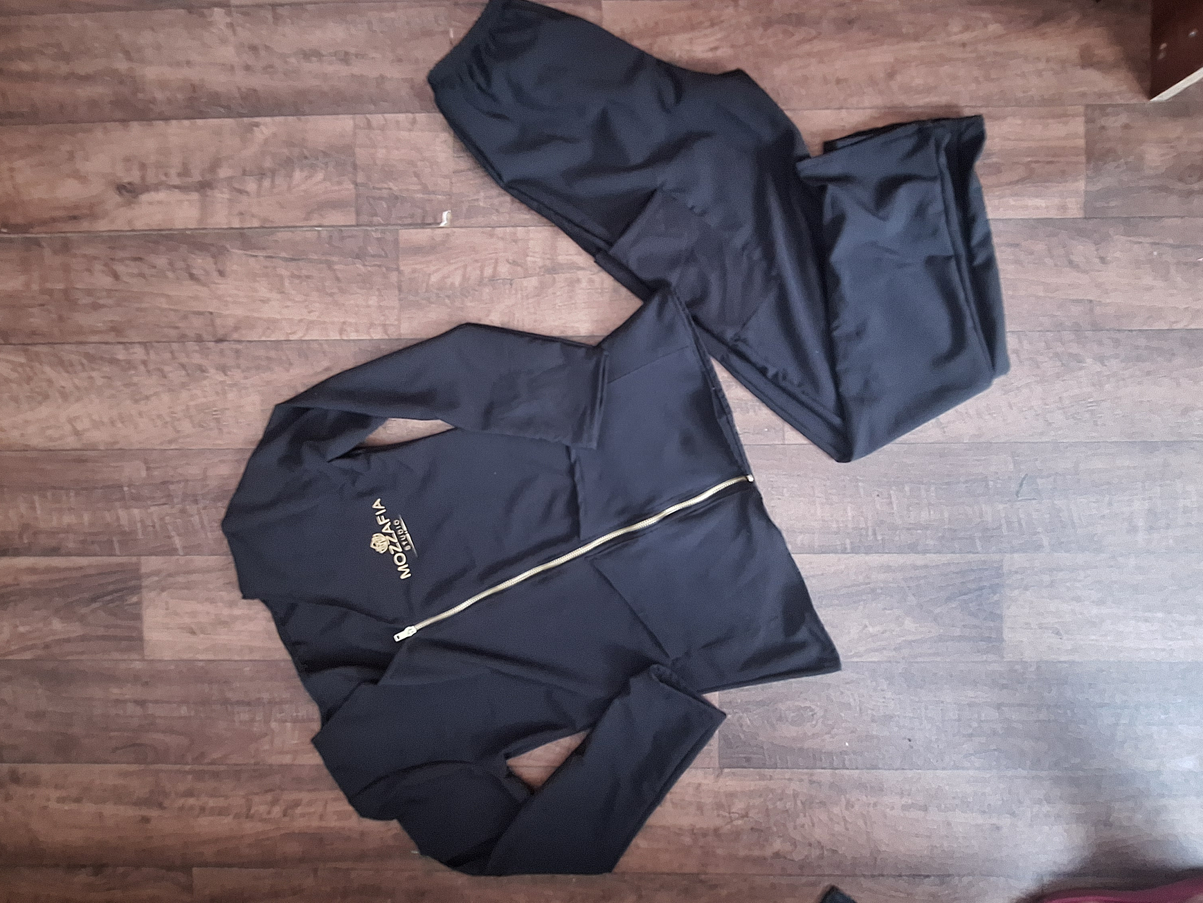 Uniforme antifluido negro 4