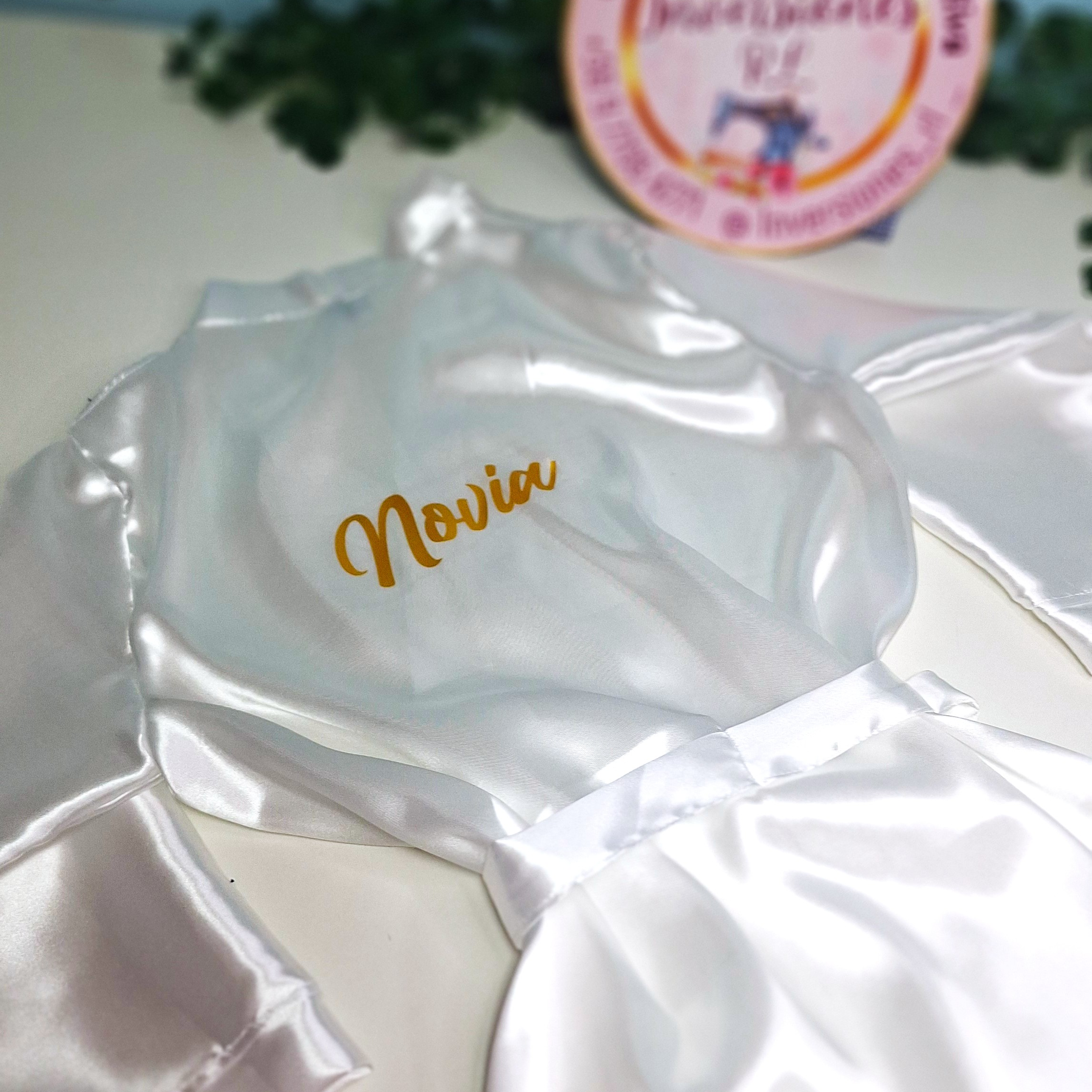 Batas de seda Celebraciones 4