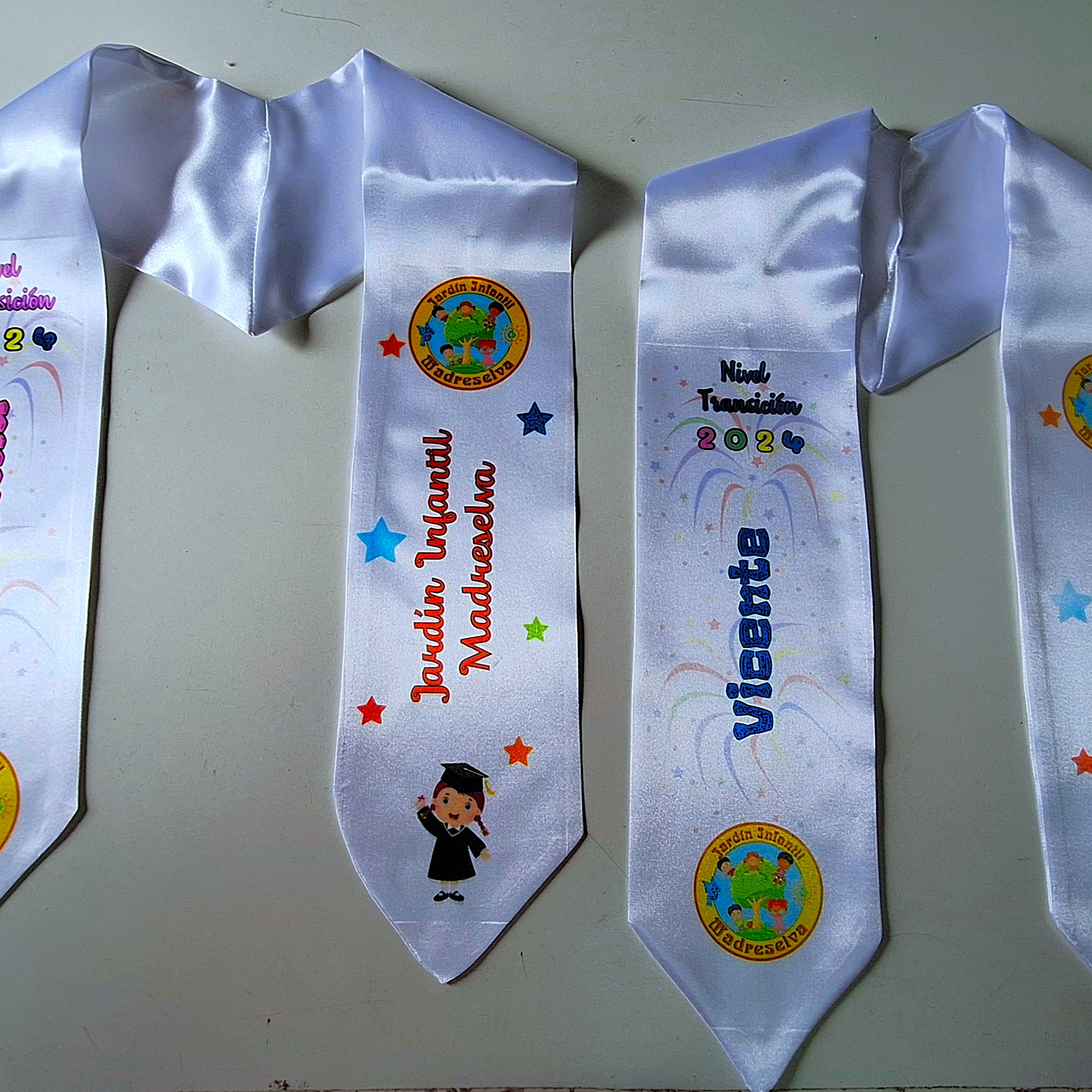 Estolas de graduación jardín Infantil y 1eros básicos 6