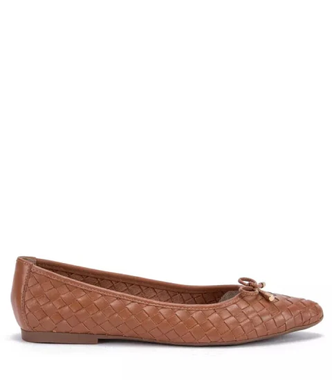 Ballerina Kim Camel