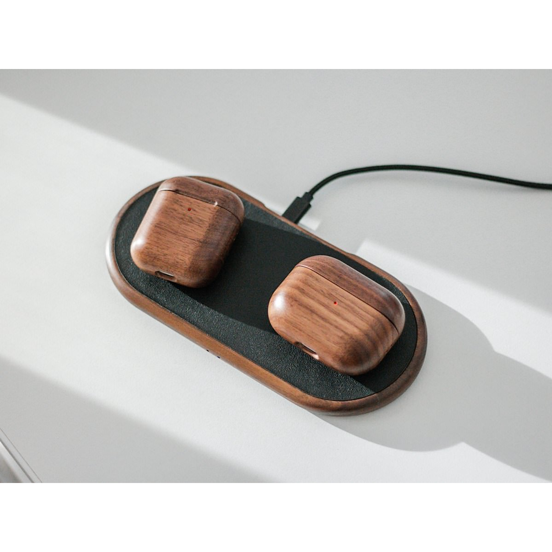 Woodcessories - Wood AirPods 1/2         