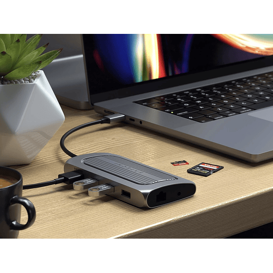 Satechi - USB4 Multiport Adapter with 8K HDMI (space grey) - Image 6