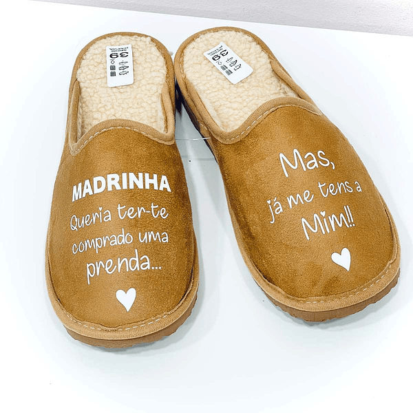 Chinelos Personalizados . Madrinha queria comprar-te uma prenda...
