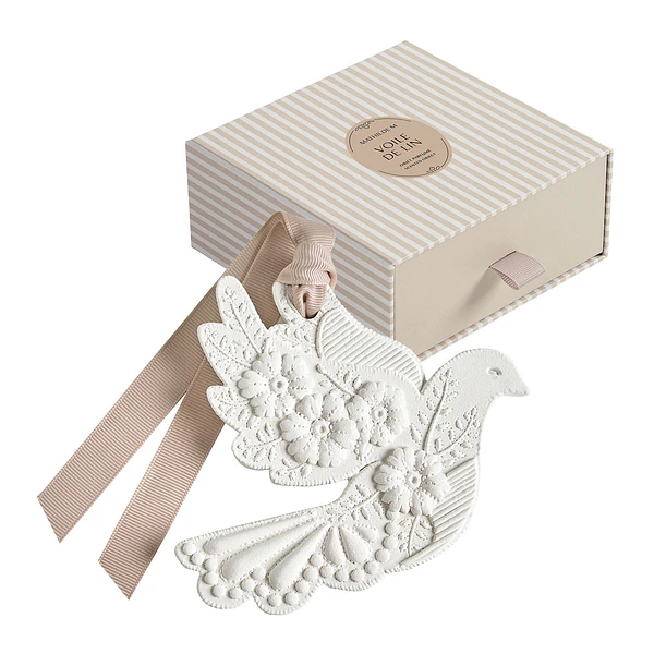 Pomba . Gesso Perfumado Mathilde M . Voile de Lin