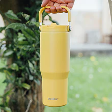 Copo Térmico 860ml Essencial . Amarelo Açafrão . Quokka