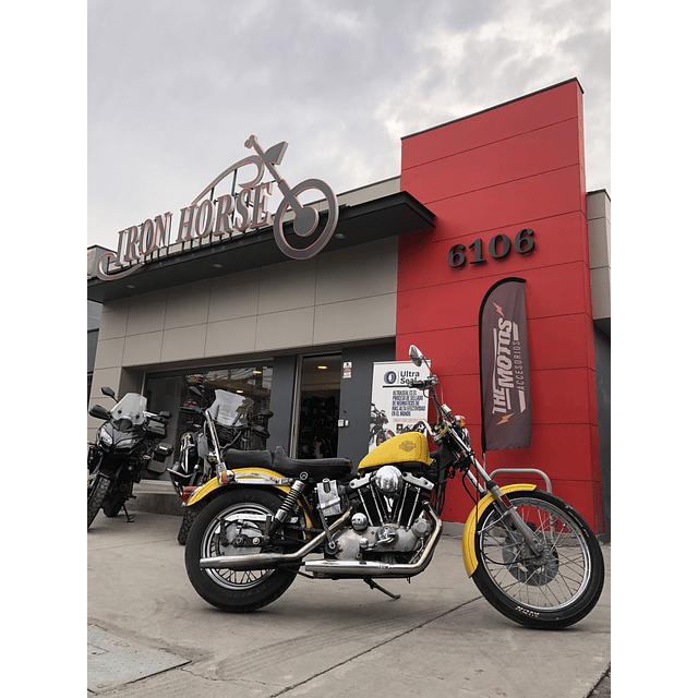 HARLEY DAVIDSON SPORTSTER 1,000CC YELLOW 1977  10,000KM