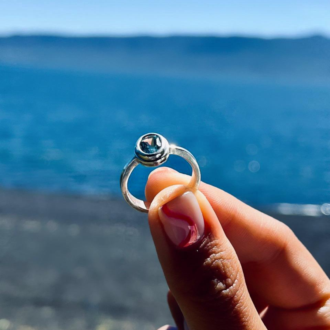 Anillo Galería Topacio Oval