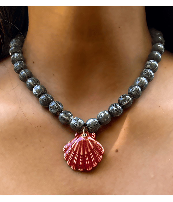 Collar Céramica Gris y Rojo