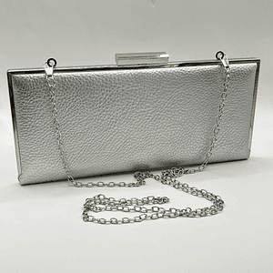 Cartera sobre texturizada plateada