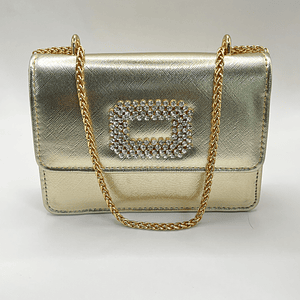 Cartera de fiesta con hebilla brillante dorada