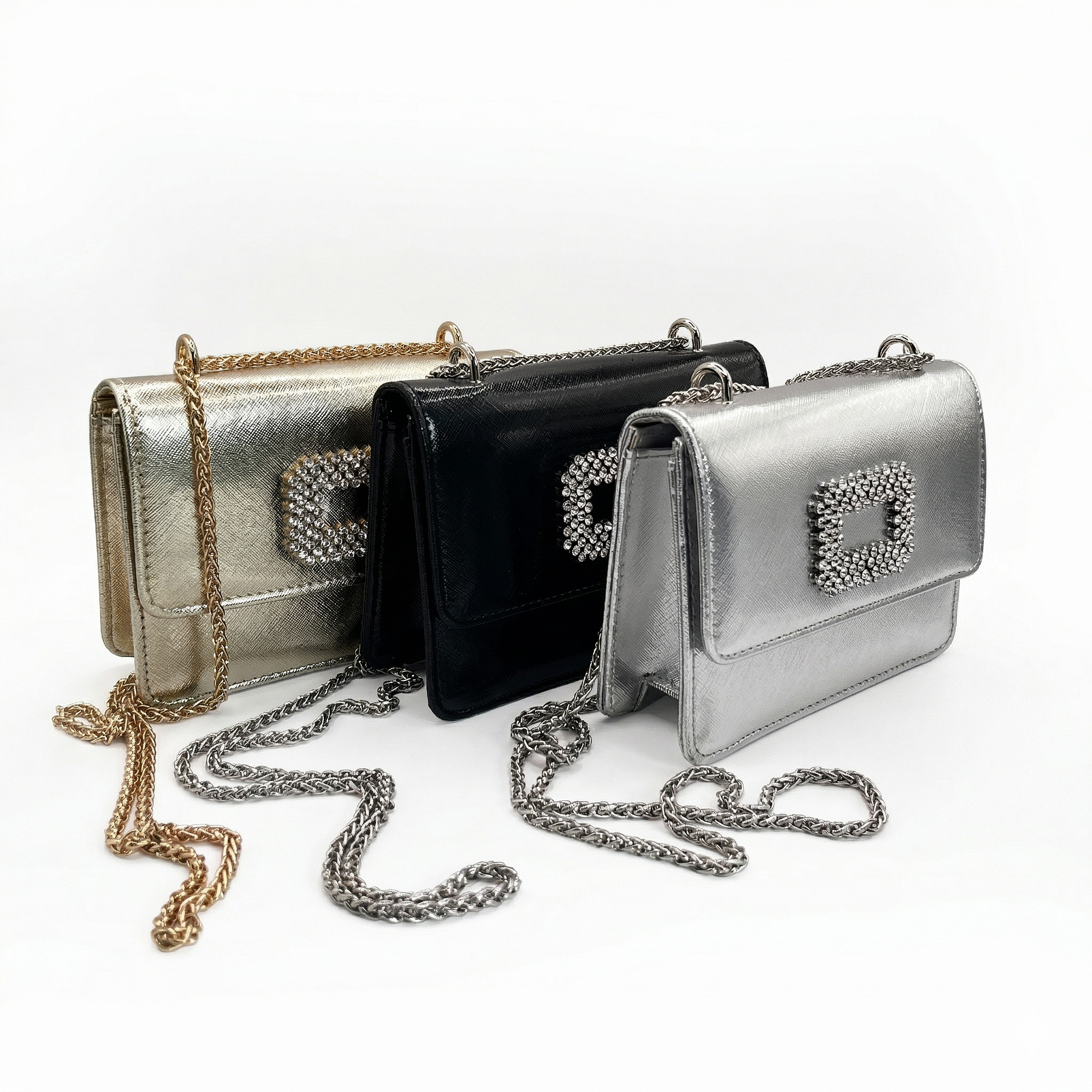 Cartera de fiesta con hebilla brillante negra 3