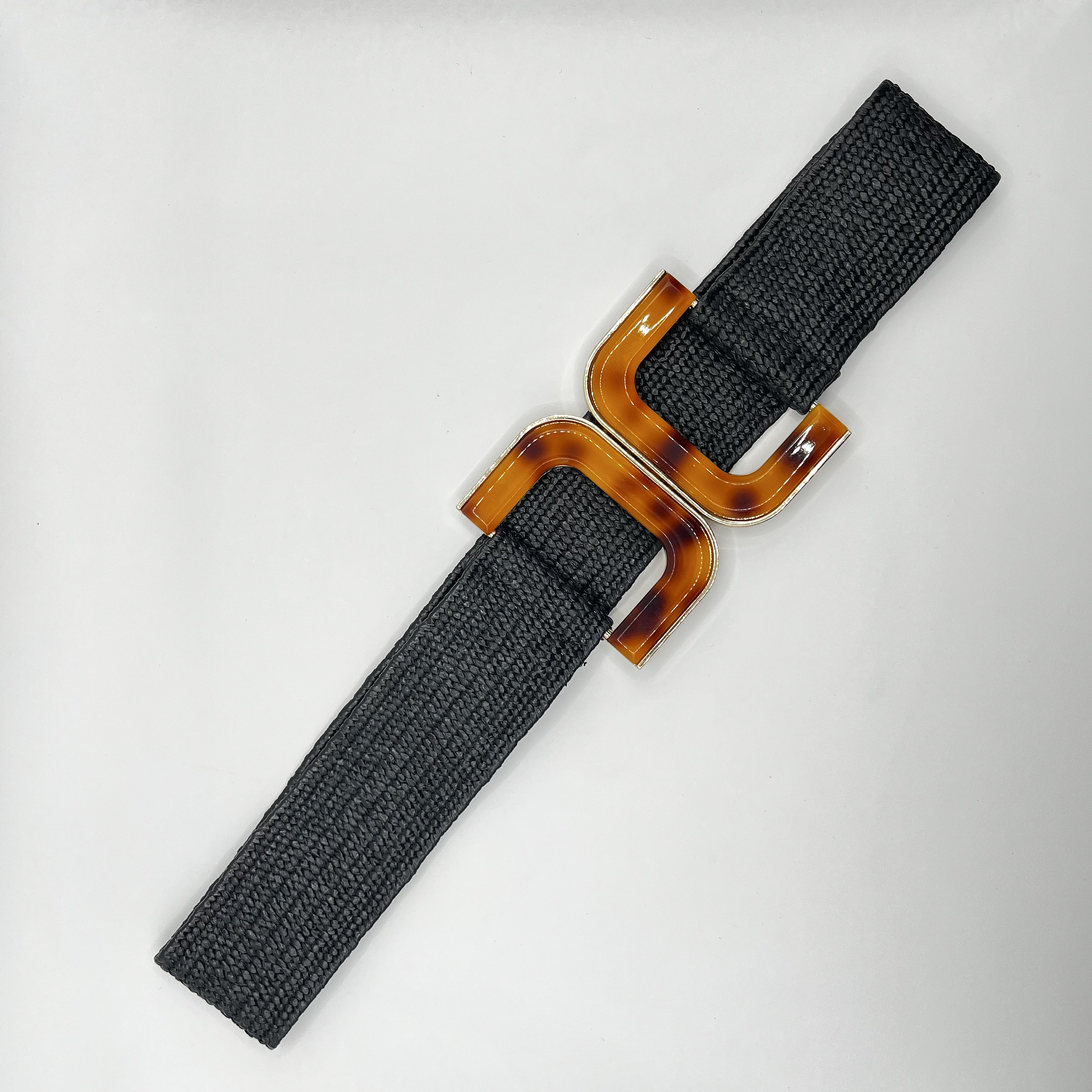 Cinturón elasticado negro con hebilla carey 1